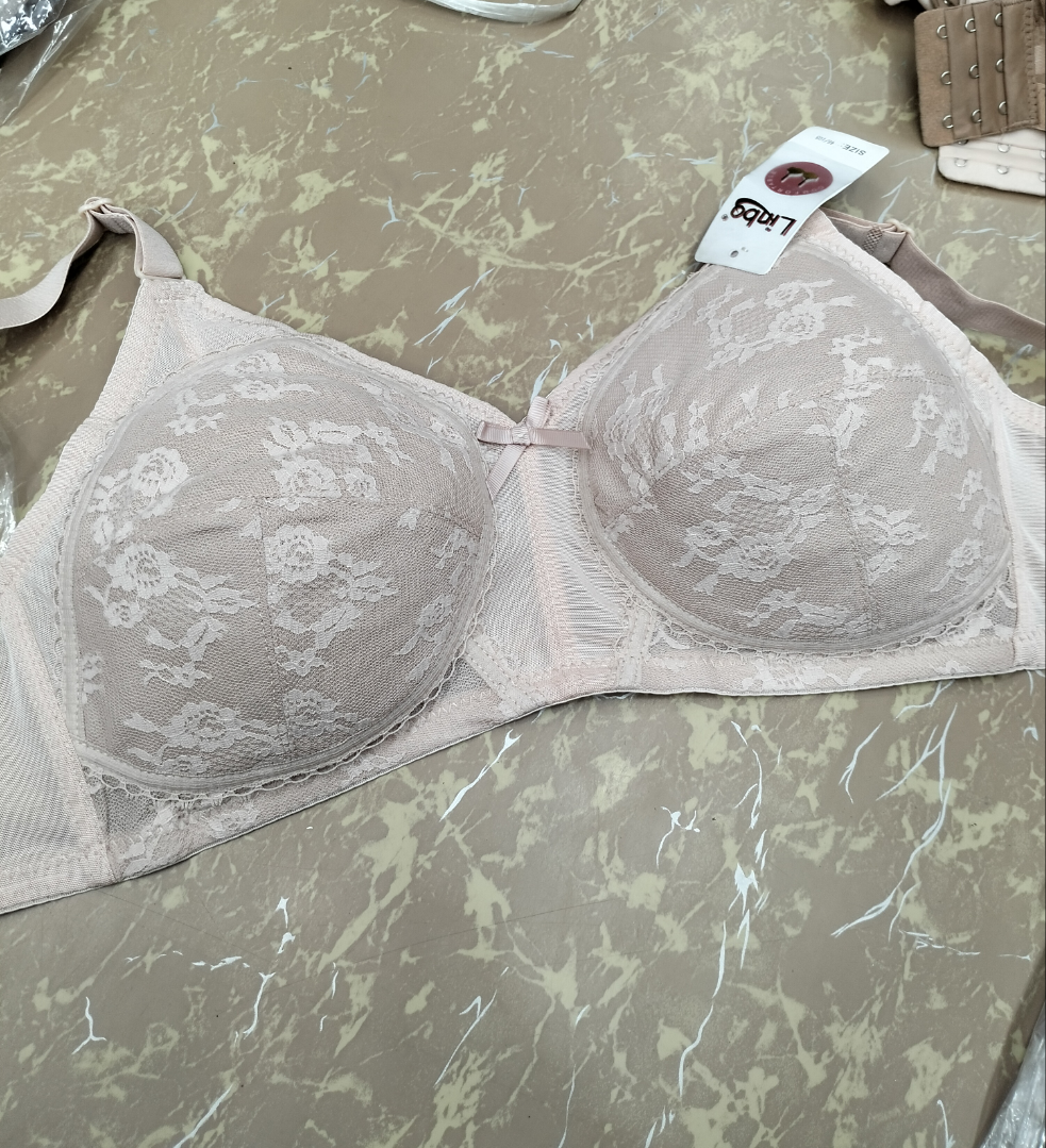 Classic fit  light pad bra   (sale price)